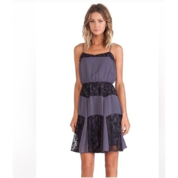 NWT BCBGeneration Womens Sleeveless Lace & Chiffon Dress Small - Picture 2 of 7